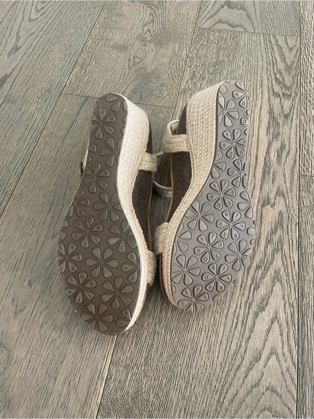 Aetrex Sydney Espadrille in Natural - Picture 3 of 7